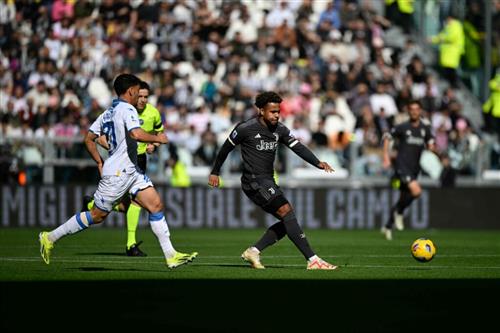 जुवेंटस बनाम फ्रोसिनोन