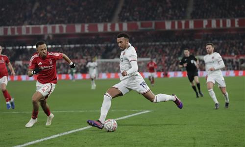 नॉटिंघम फ़ॉरेस्ट बनाम ल्यूटन टाउन