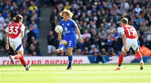 आर्सेनल बनाम लीसेस्टर सिटी