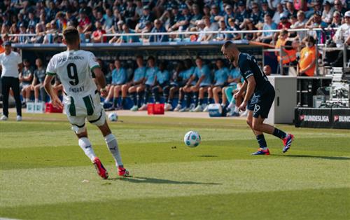 बोचुम बनाम मोनचेंग्लादबाक