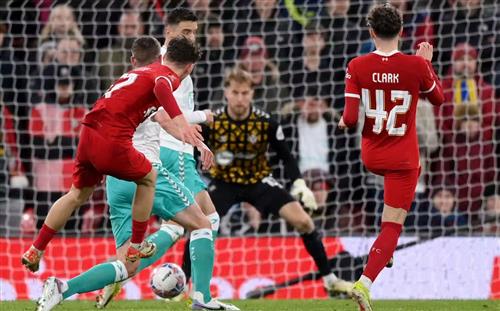 लिवरपूल बनाम साउथेम्प्टन