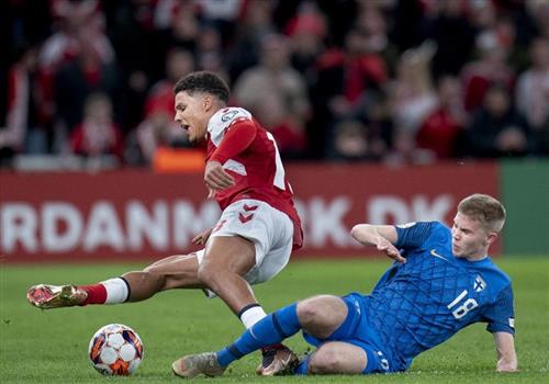 डेनमार्क बनाम उत्तरी आयरलैंड