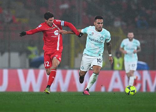 मोंज़ा बनाम सासुओलो