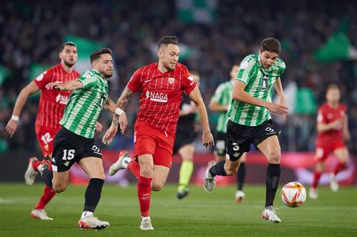 वेलेंसिया बनाम रियल बेटिस