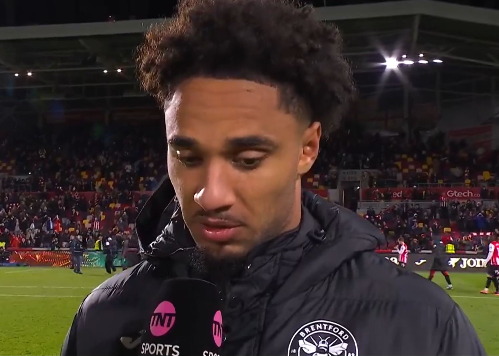 शाद लिवरपूल को हराने के बारे में बात करते हैं: जब तक हम बुनियादी चीजें अच्छी तरह से करते हैं, हम किसी भी प्रतिद्वंद्वी को हरा सकते हैं