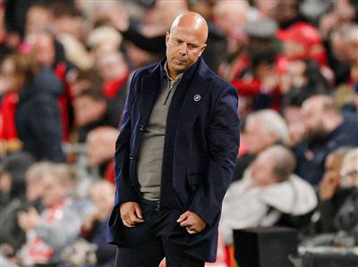 छिद्रों से भरा हुआ! लिवरपूल ने लगातार नौ मैचों में और पिछले चार प्रीमियर लीग खेलों के 15 मिनट के भीतर गोल खाए हैं।