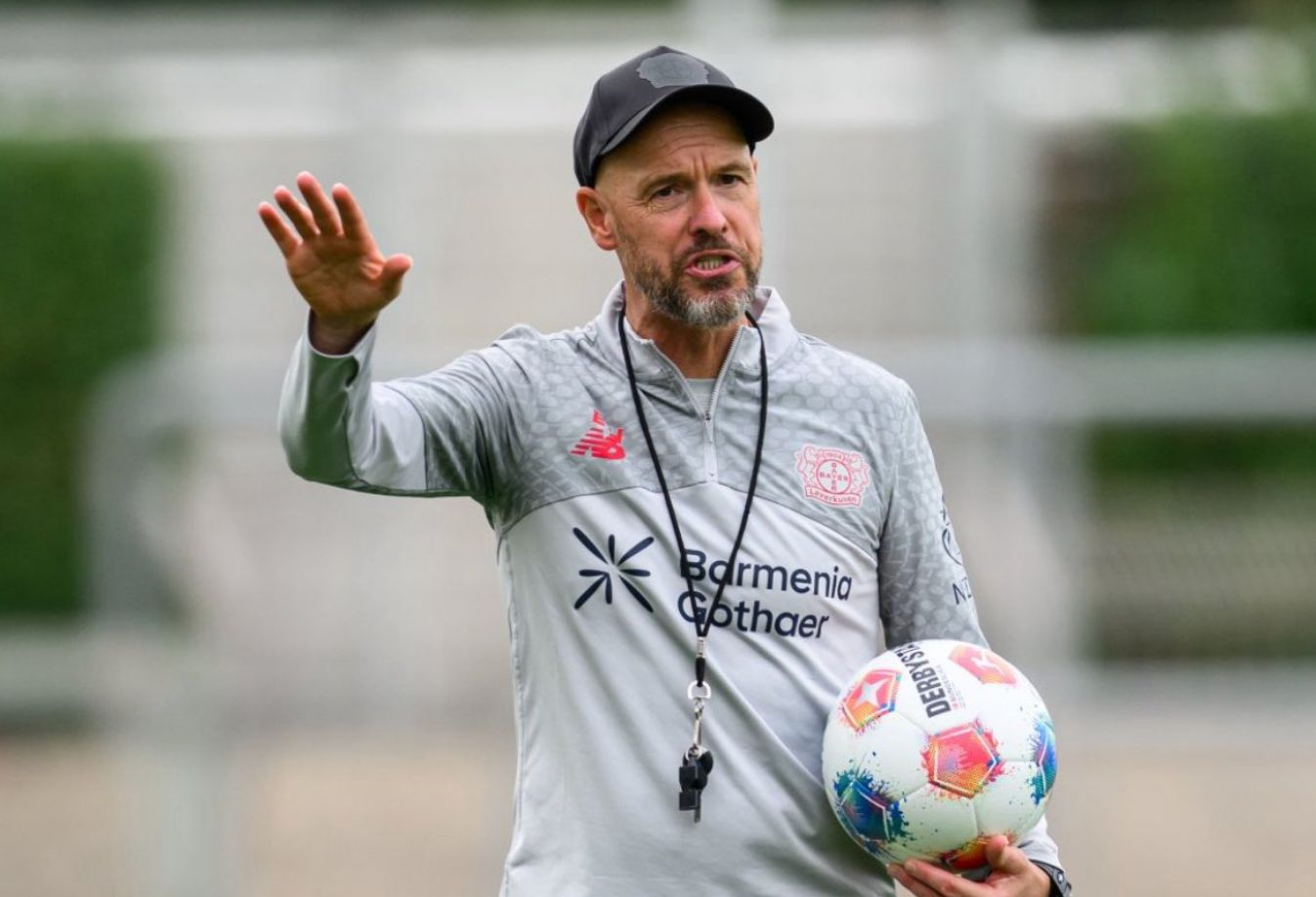 रोमानो: हेइटिंगा की कक्षा समाप्त होने के बाद जियाफू ने टेन हाहे से संपर्क किया, और दोनों पक्ष वर्तमान में बातचीत कर रहे हैं।