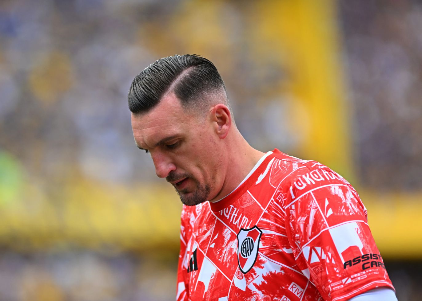 अर्जेंटीना मीडिया: अर्जेंटीना के एक औद्योगिक पार्क में विस्फोट हुआ और रिवर प्लेट के गोलकीपर अरमानी का घर क्षतिग्रस्त हो गया