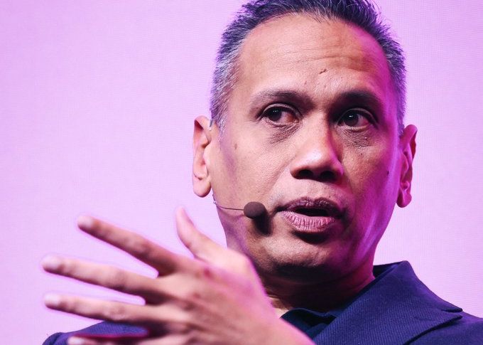 राष्ट्रपति कोमो: फैब्रेगास कभी भी छोड़ना नहीं चाहते थे और उन्हें उम्मीद है कि वह अपने भावी कोच का नाम बताएंगे