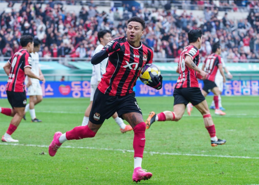 लिंगार्ड: मुझे सियोल में शानदार दृश्य वाला अपार्टमेंट पसंद है, और दक्षिण कोरिया में सबसे अच्छे त्वचा देखभाल उत्पाद हैं